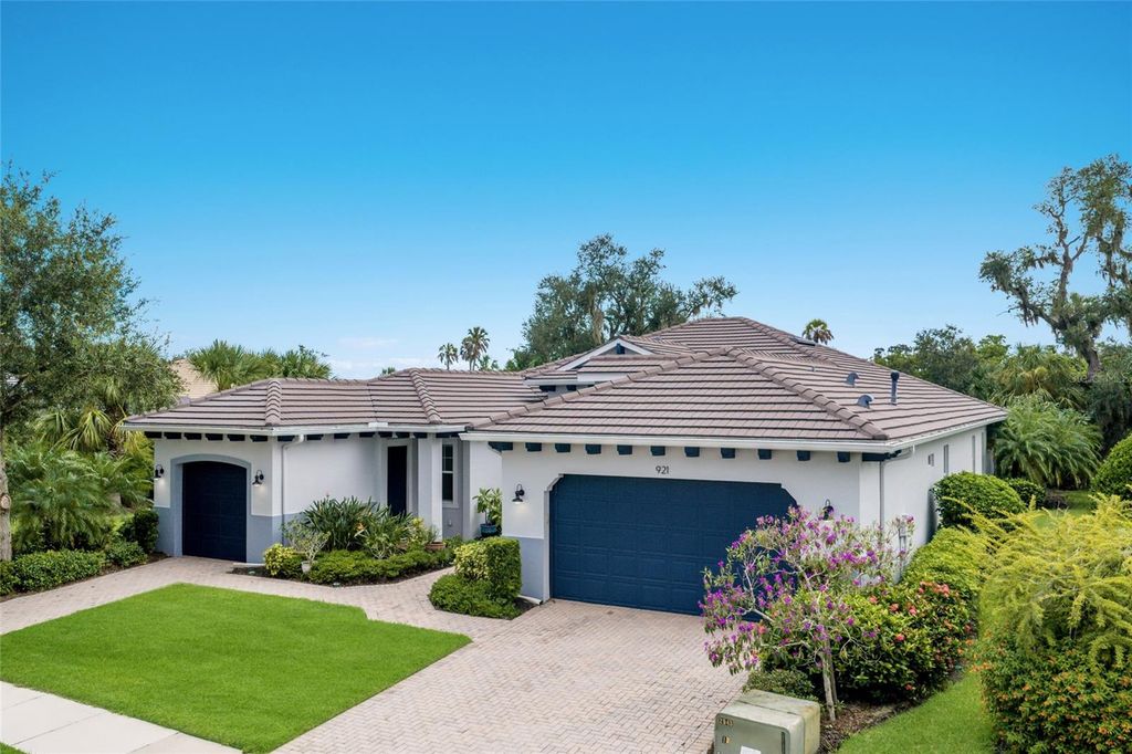 Image 39 of property listing at 921 RIVERSCAPE STREET, Bradenton, FL 34208