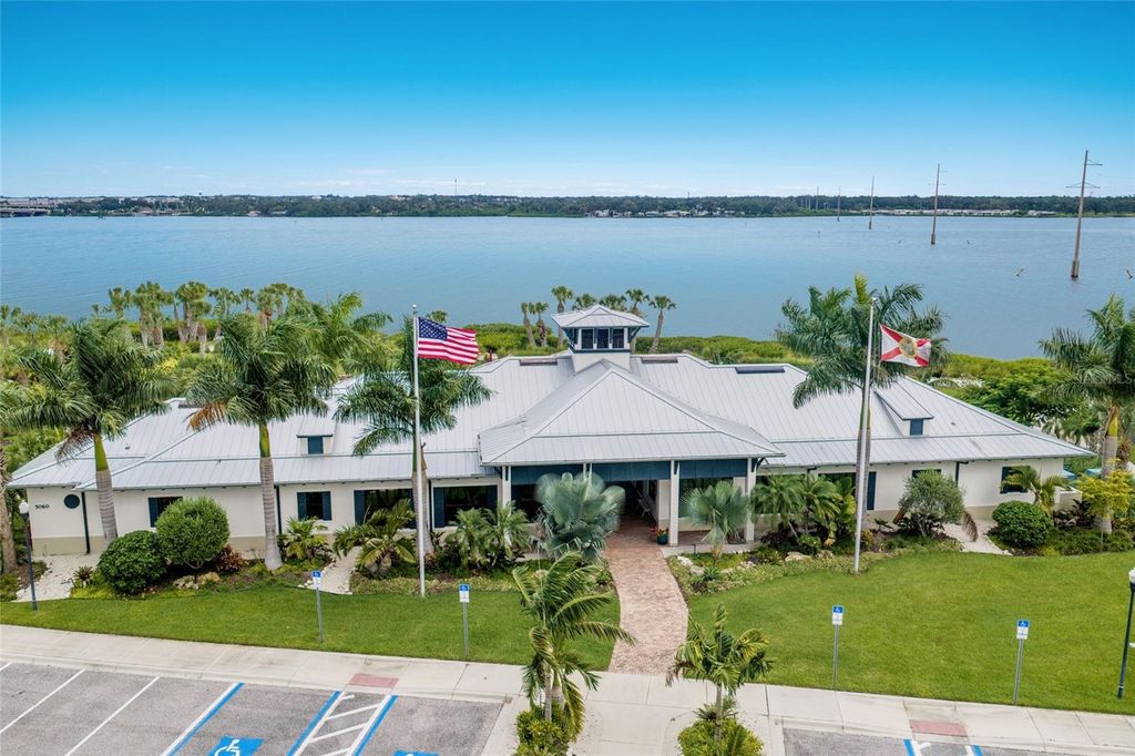 Image 46 of property listing at 921 RIVERSCAPE STREET, Bradenton, FL 34208