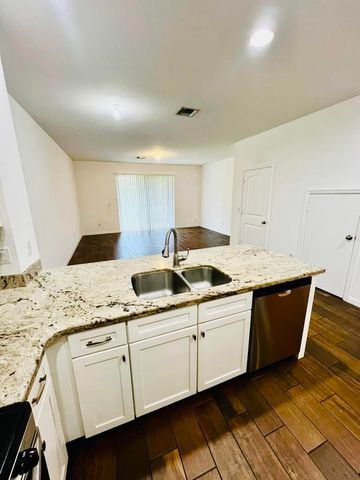 1129 VERMILION Drive, Lake Worth Beach, FL 33461