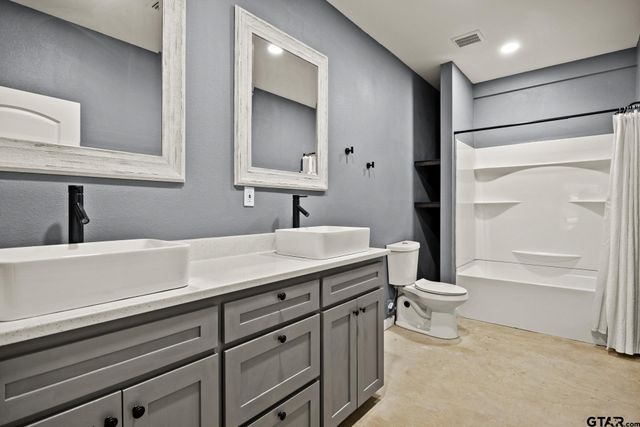 630 County Road 3070, Mt Pleasant, TX 75455