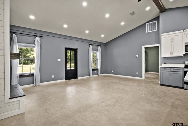630 County Road 3070, Mt Pleasant, TX 75455