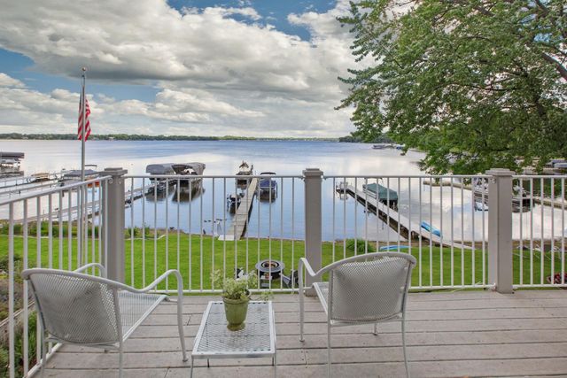 4296 Cottage Park Road, White Bear Lake, MN 55110