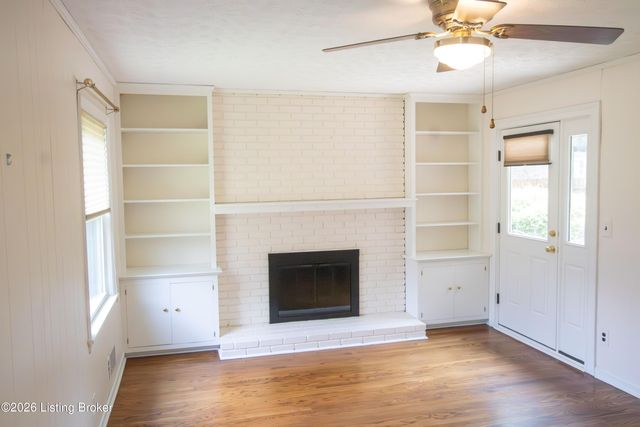 9000 Cardiff Rd, Louisville, KY 40242