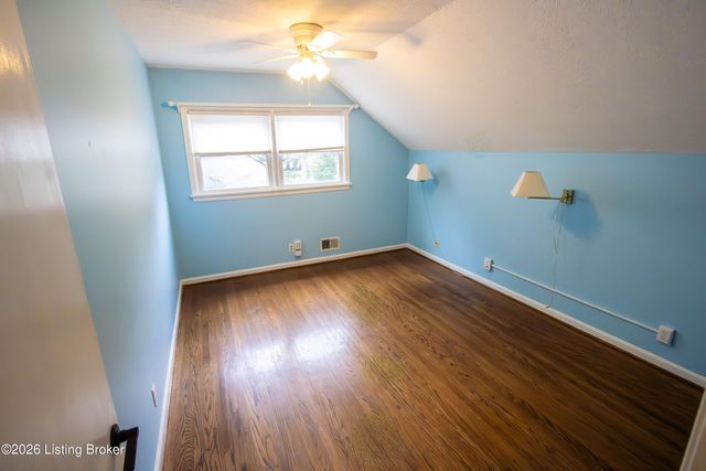9000 Cardiff Rd, Louisville, KY 40242