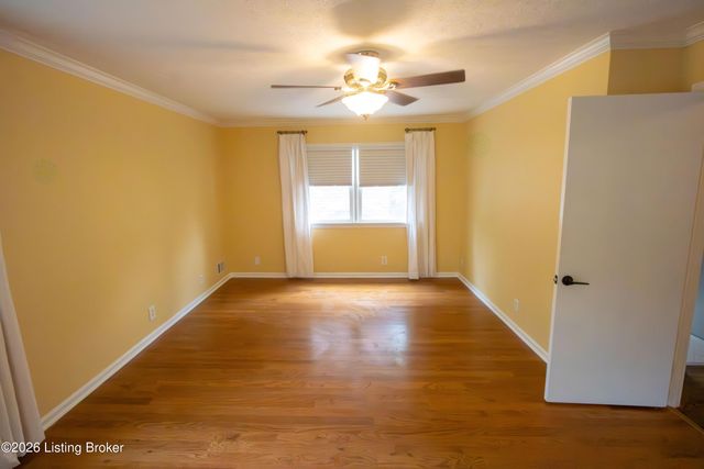 9000 Cardiff Rd, Louisville, KY 40242