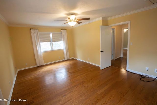 9000 Cardiff Rd, Louisville, KY 40242