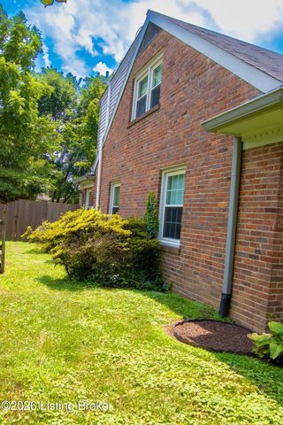 9000 Cardiff Rd, Louisville, KY 40242