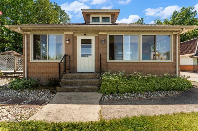 138 Mcclung Road, La Porte, IN 46350