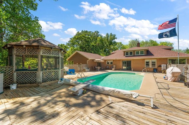 138 Mcclung Road, La Porte, IN 46350