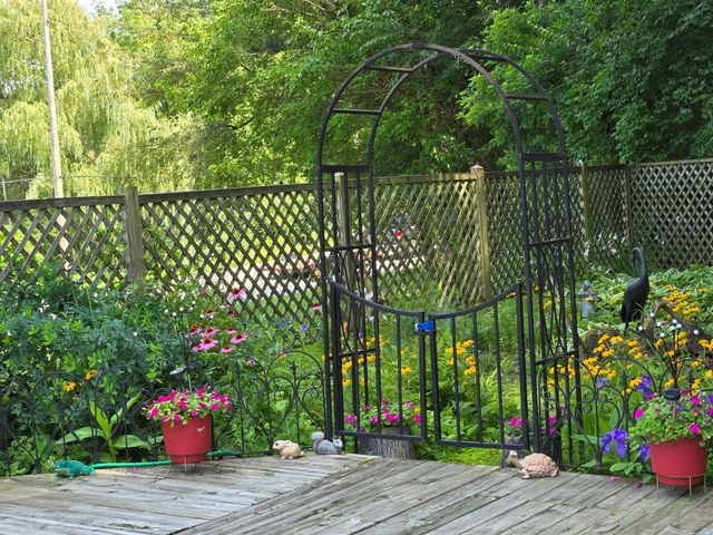 138 Mcclung Road, La Porte, IN 46350