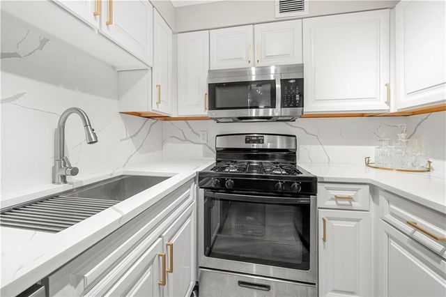 2479 Peachtree Road NE 1801, Atlanta, GA 30305