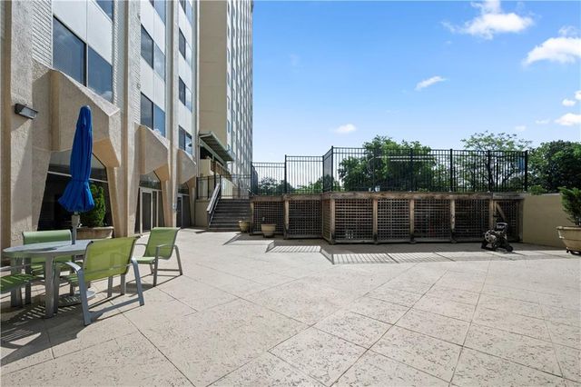 2479 Peachtree Road NE 1801, Atlanta, GA 30305