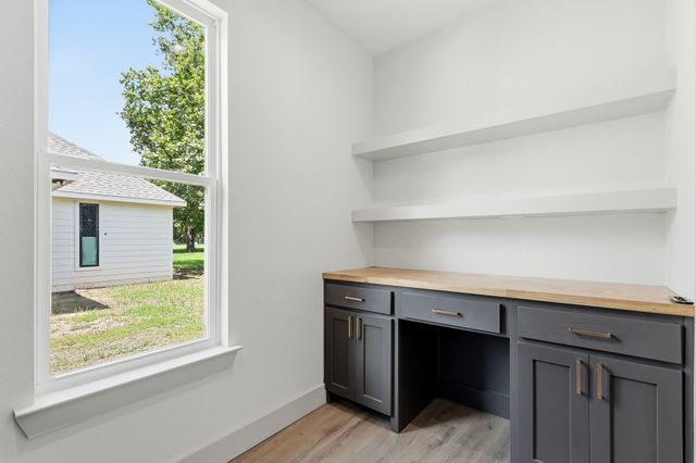 314 W Cobb Street, Bridgeport, TX 76426