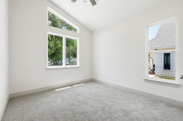 314 W Cobb Street, Bridgeport, TX 76426
