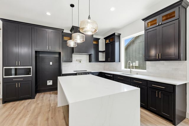 314 W Cobb Street, Bridgeport, TX 76426