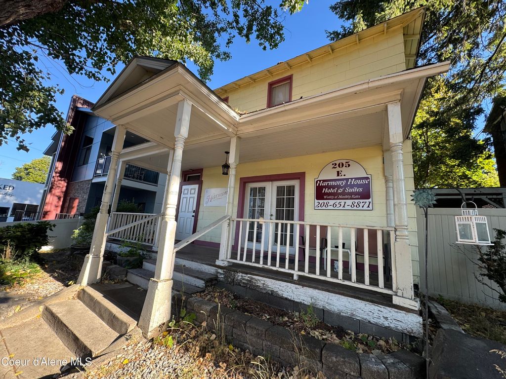 205 e Indiana AVe, Coeur d'Alene, ID 83814 photo 2
