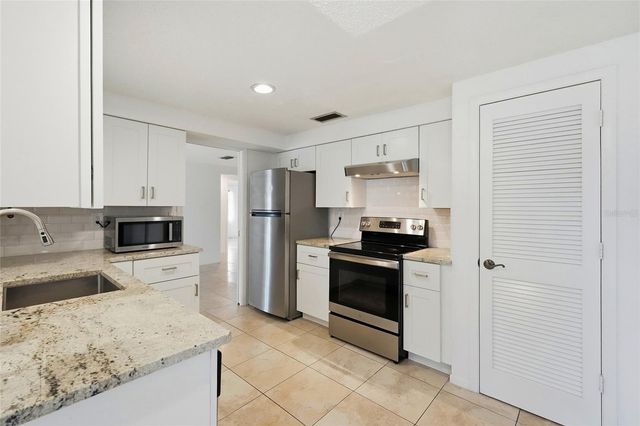 3667 CAROL LANE, Sarasota, FL 34238