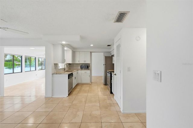 3667 CAROL LANE, Sarasota, FL 34238