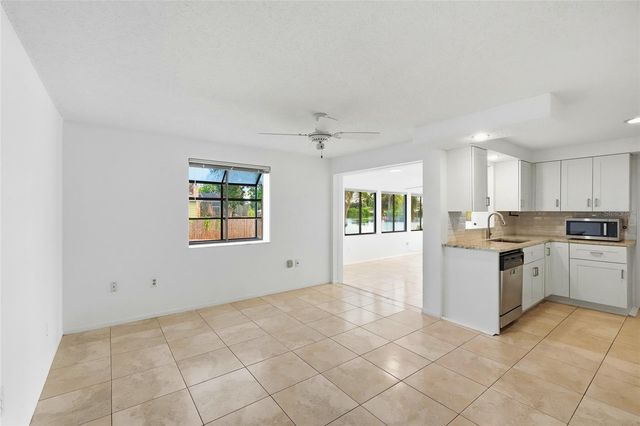 3667 CAROL LANE, Sarasota, FL 34238