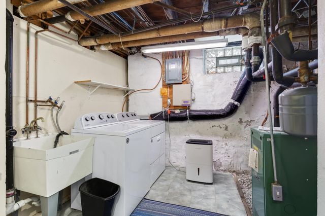 511 W 22nd Street, Minneapolis, MN 55405