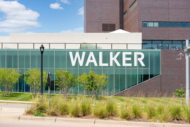 511 W 22nd Street, Minneapolis, MN 55405