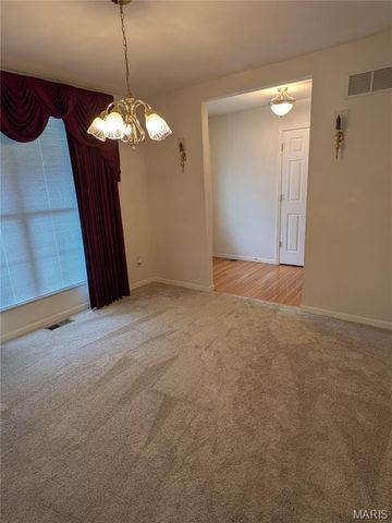 521 Grand Avenue, Waterloo, IL 62298