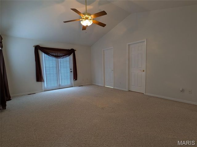 521 Grand Avenue, Waterloo, IL 62298