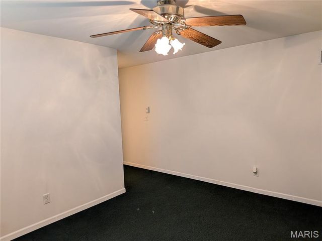 521 Grand Avenue, Waterloo, IL 62298