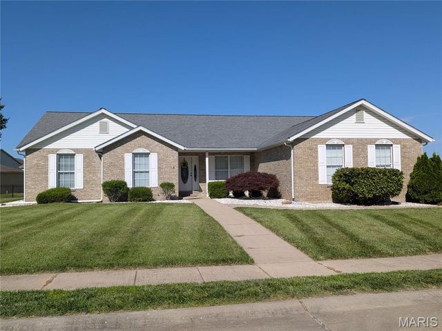 521 Grand Avenue, Waterloo, IL 62298