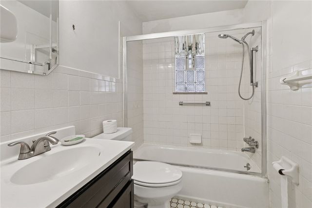 2716 Lafayette St, Mckeesport, PA 15132