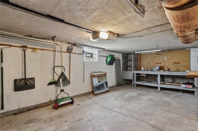 2716 Lafayette St, Mckeesport, PA 15132