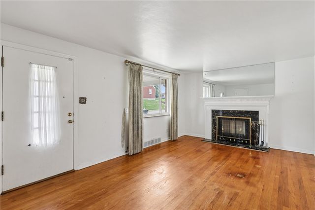 2716 Lafayette St, Mckeesport, PA 15132