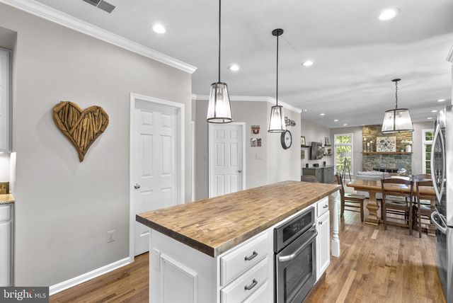 13913 LITTLE TREE CT, Rockville, MD 20850