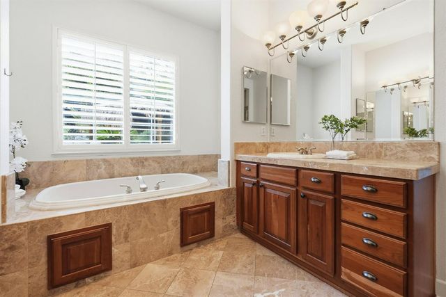 437 Aria Ct, El Dorado Hills, CA 95762