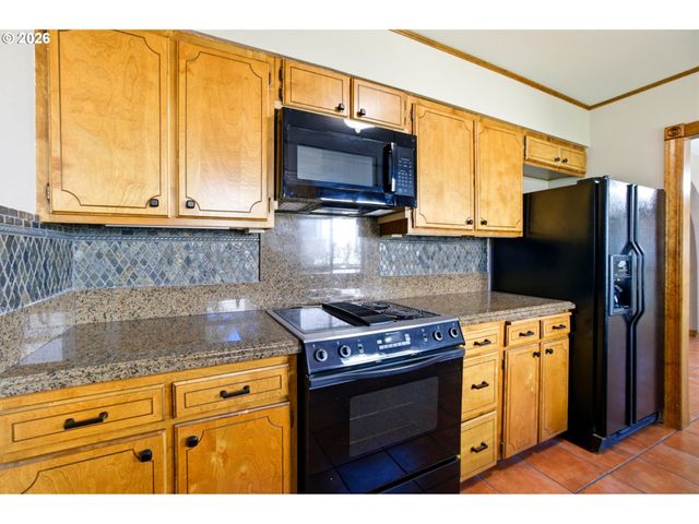 7628 N Dwight Ave, Portland, OR 97203