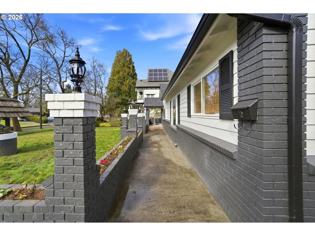 7628 N Dwight Ave, Portland, OR 97203