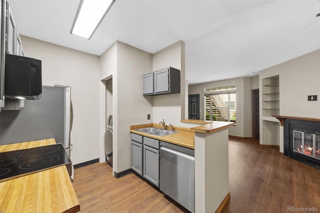 3010 W Prentice Avenue B, Littleton, CO 80123