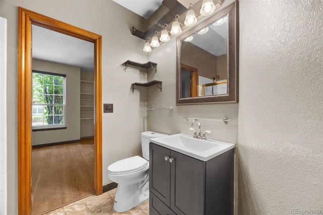 3010 W Prentice Avenue B, Littleton, CO 80123