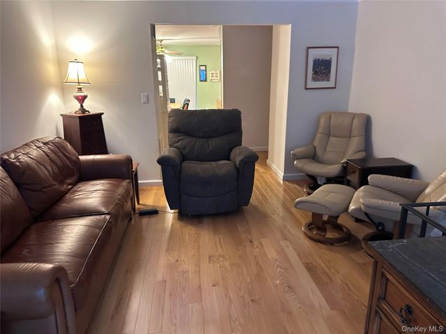 44 Milford Lane A, Suffern, NY 10901