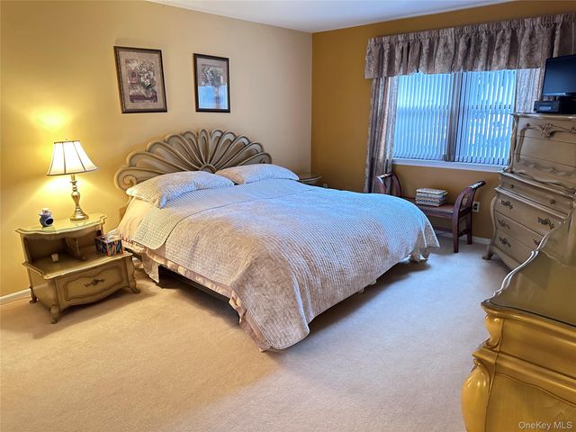 44 Milford Lane A, Suffern, NY 10901