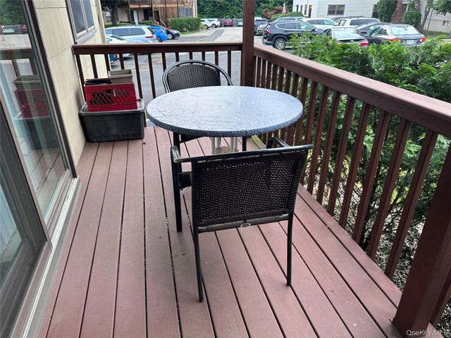 44 Milford Lane A, Suffern, NY 10901