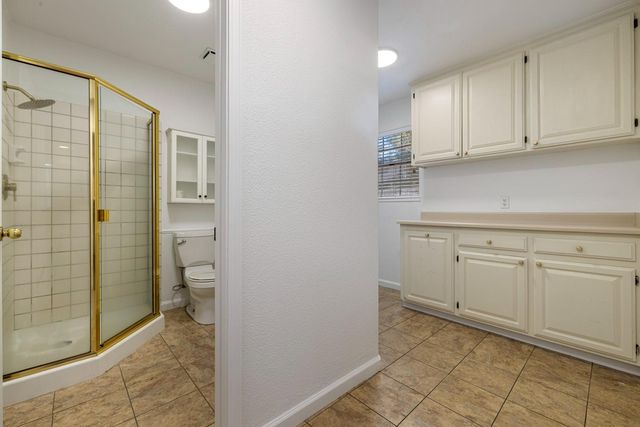2135 Navajo Ct, Oakdale, CA 95361