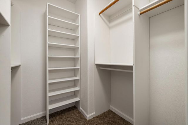 2135 Navajo Ct, Oakdale, CA 95361