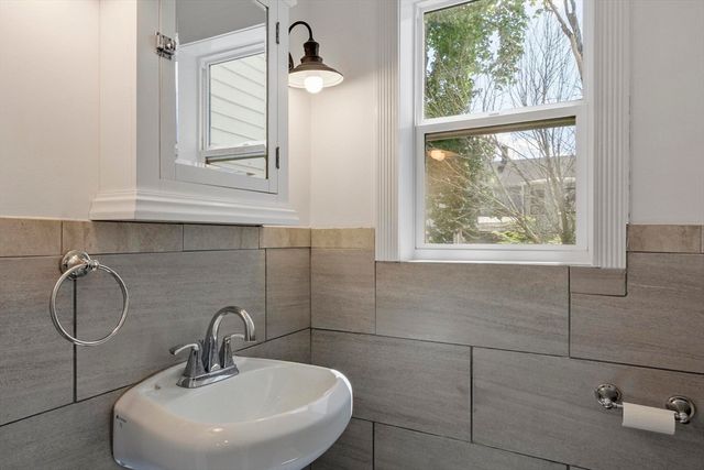 36 Chestnut St., Marlborough, MA 01752