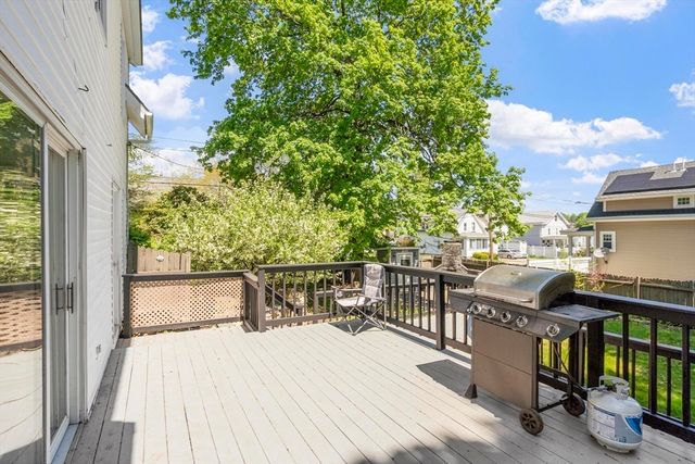 36 Chestnut St., Marlborough, MA 01752