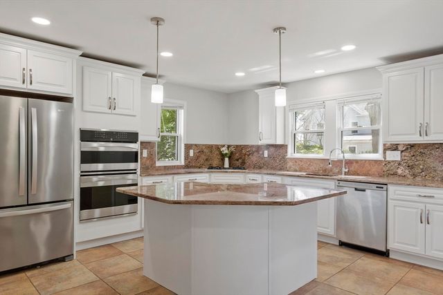 36 Chestnut St., Marlborough, MA 01752