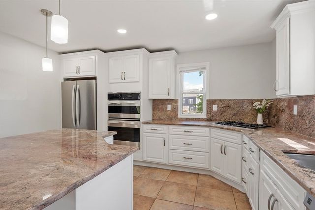 36 Chestnut St., Marlborough, MA 01752