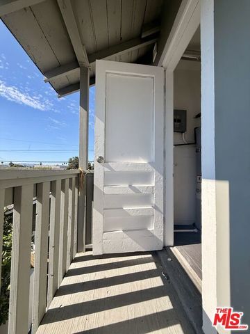 3883 S Gramercy Place, Los Angeles, CA 90062