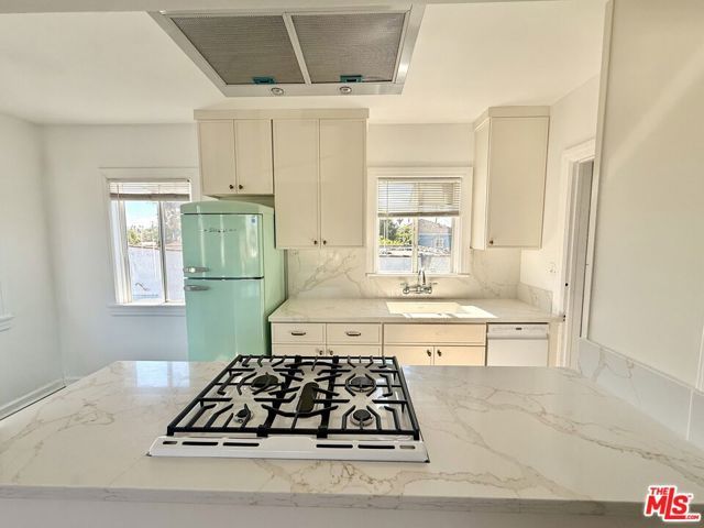 3883 S Gramercy Place, Los Angeles, CA 90062