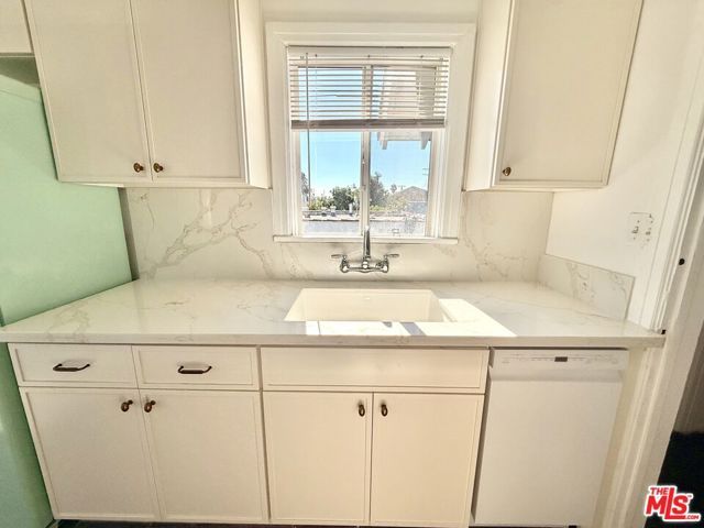 3883 S Gramercy Place, Los Angeles, CA 90062